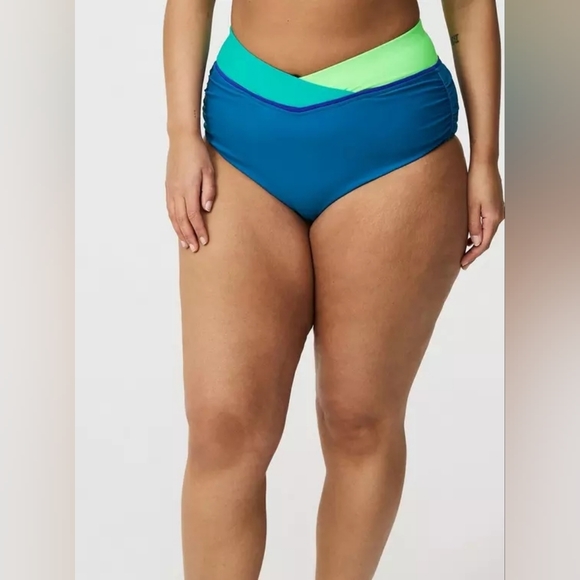 Torrid Blue & Neon Green Wireless Colorblock Bikini Swim Set 4X Nwt - Picture 3 of 4